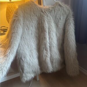NWT Oak & Fort Faux Fur Jacket; Cream